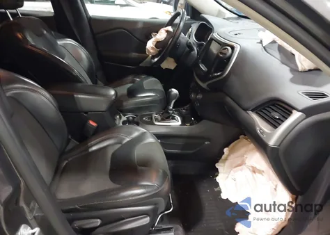 2018 Jeep Cherokee Latitude Plus 4X4 z USA, uszkodzony, nr VIN 1C4PJMLB8JD570659